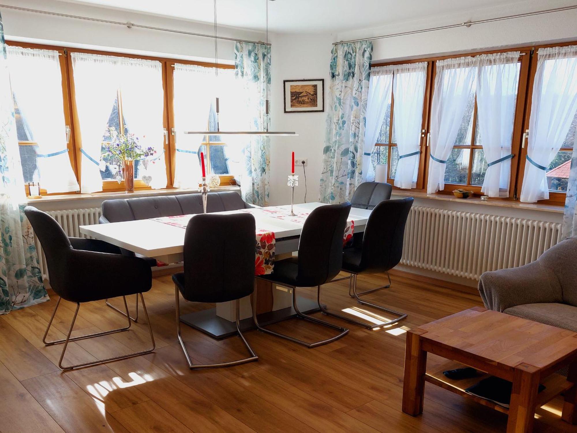Schlosshof - Der Urlaubsbauernhof Elzach Exterior foto